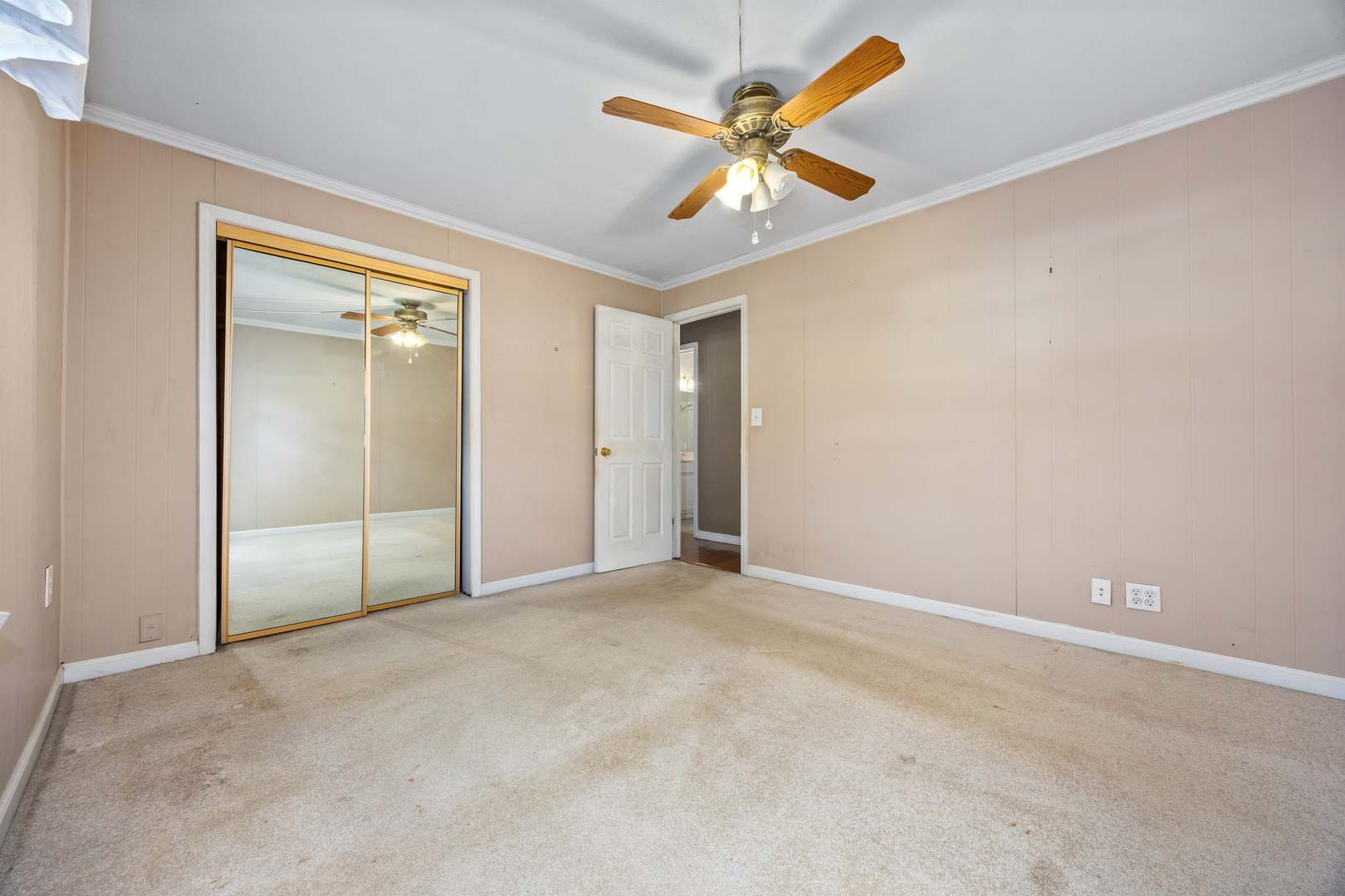 property viewer photo 12