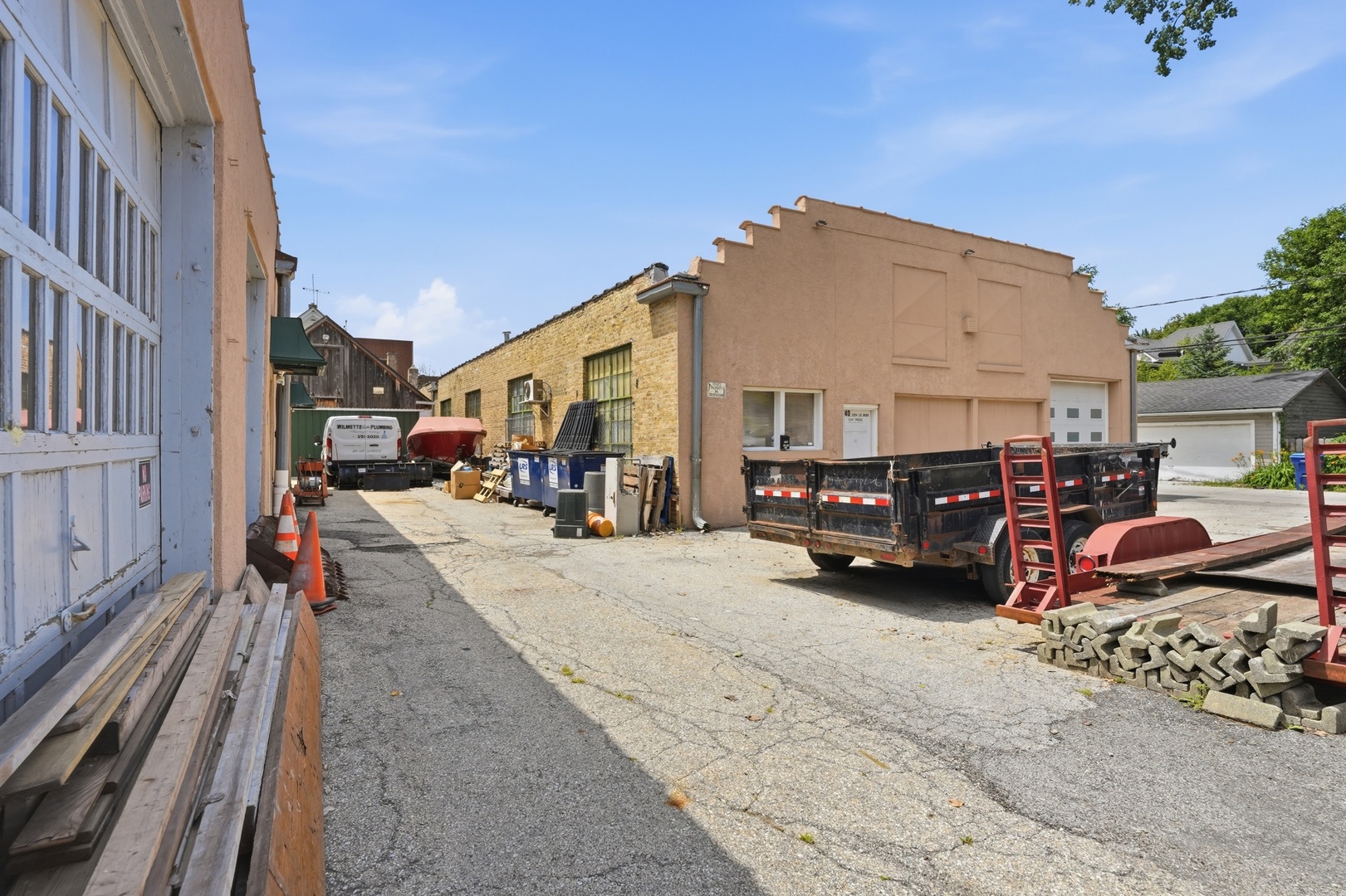 main property photo 13