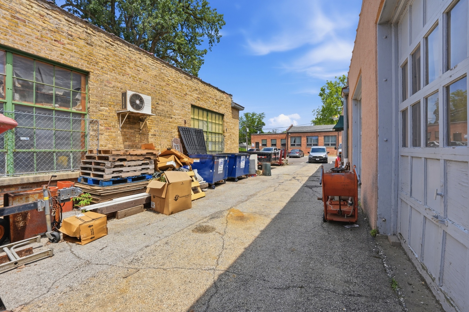 main property photo 15