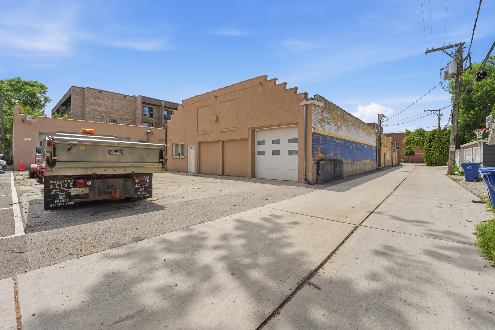 main property photo 16