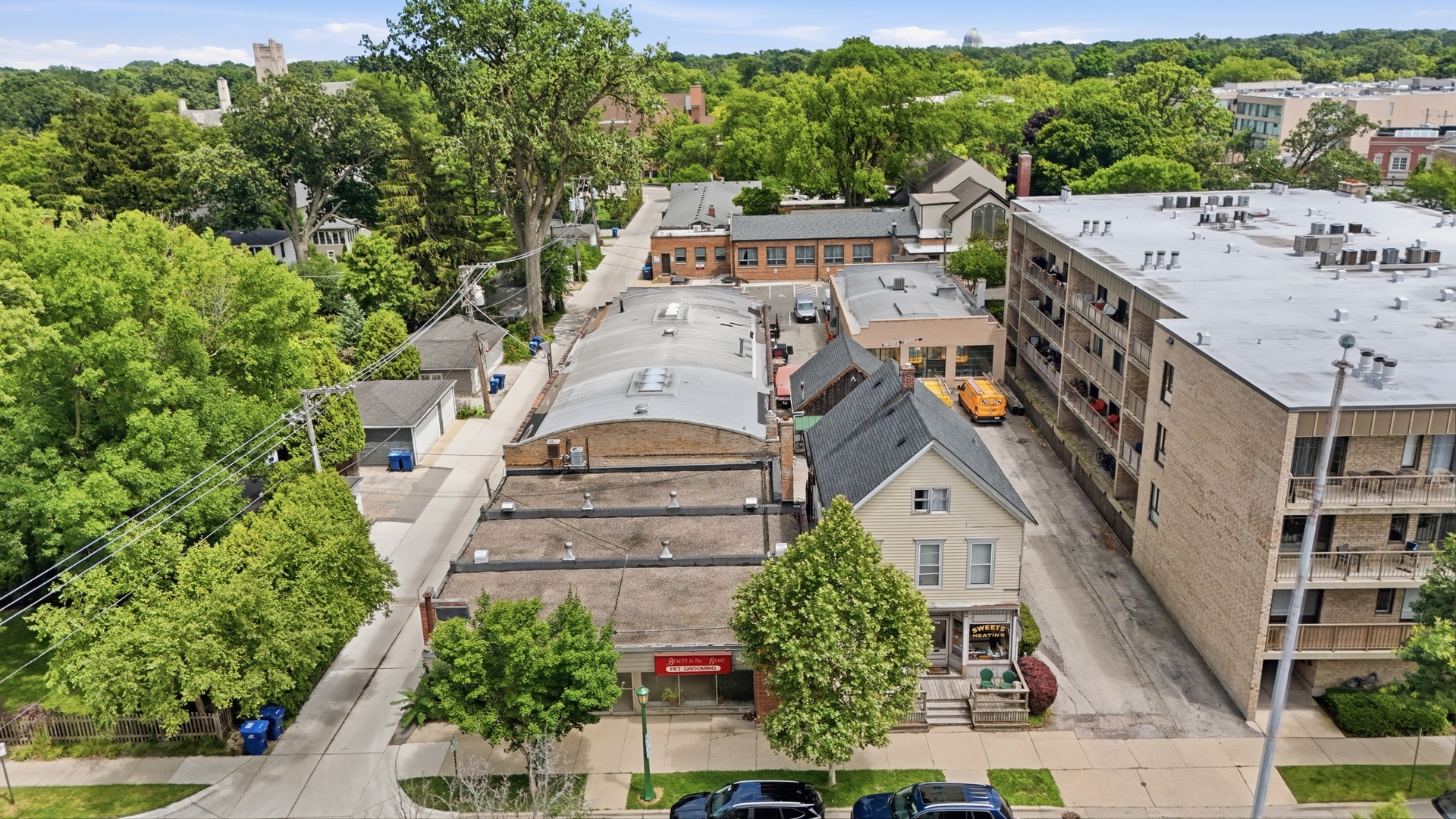 main property photo 4