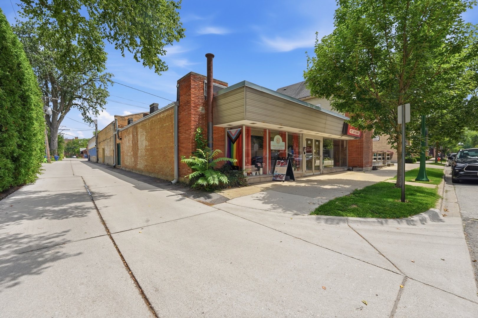 main property photo 7