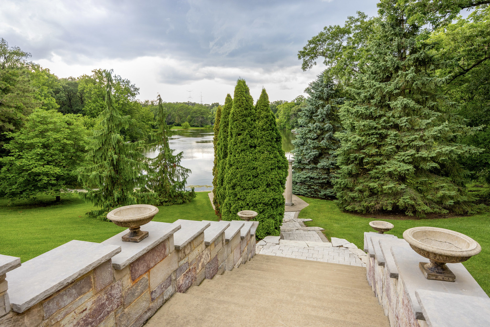 main property photo 44