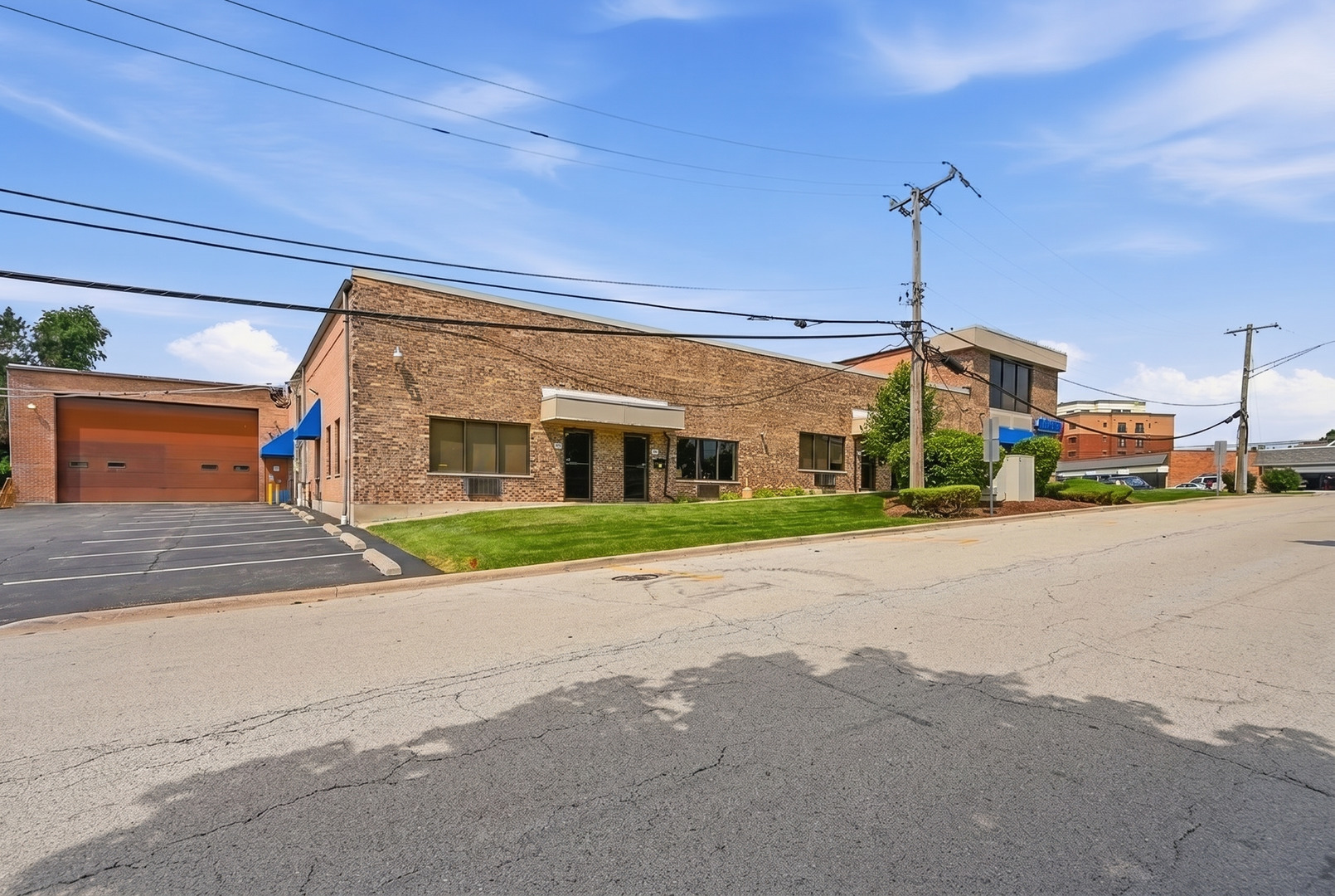 main property photo 3