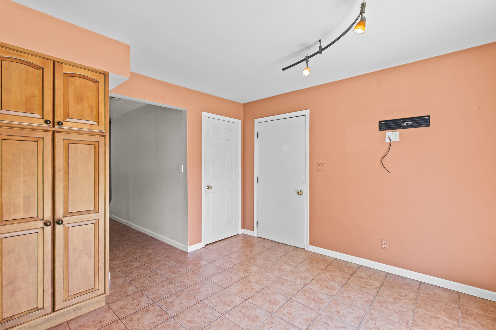 property viewer photo 2