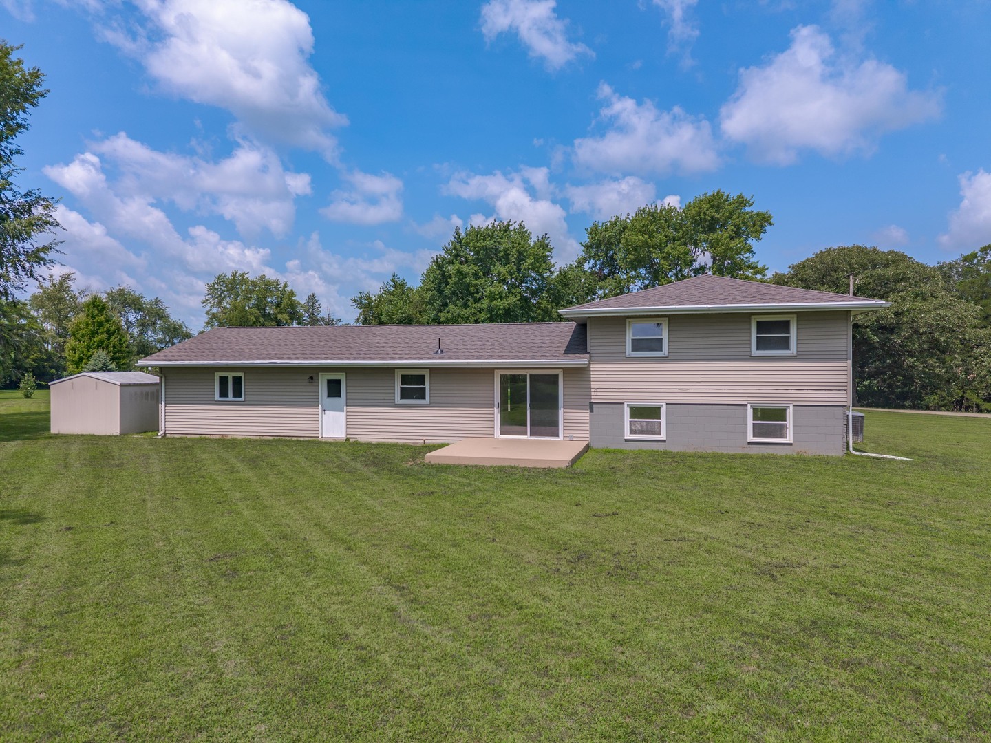 main property photo 45