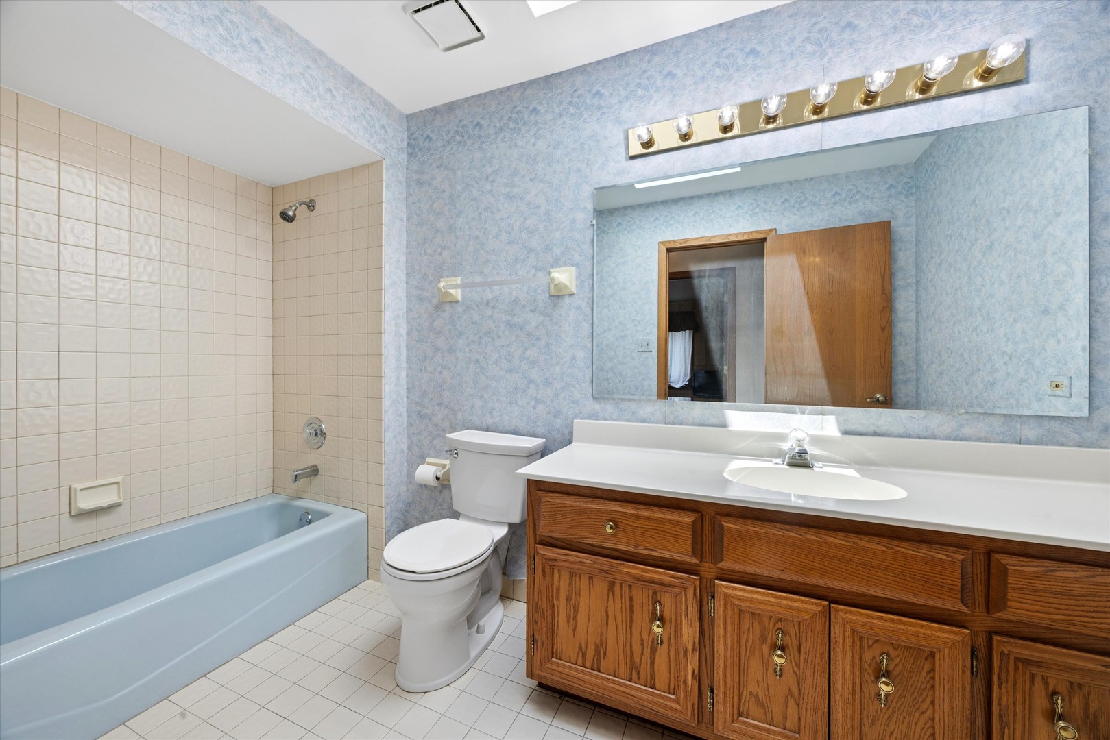 property viewer photo 10