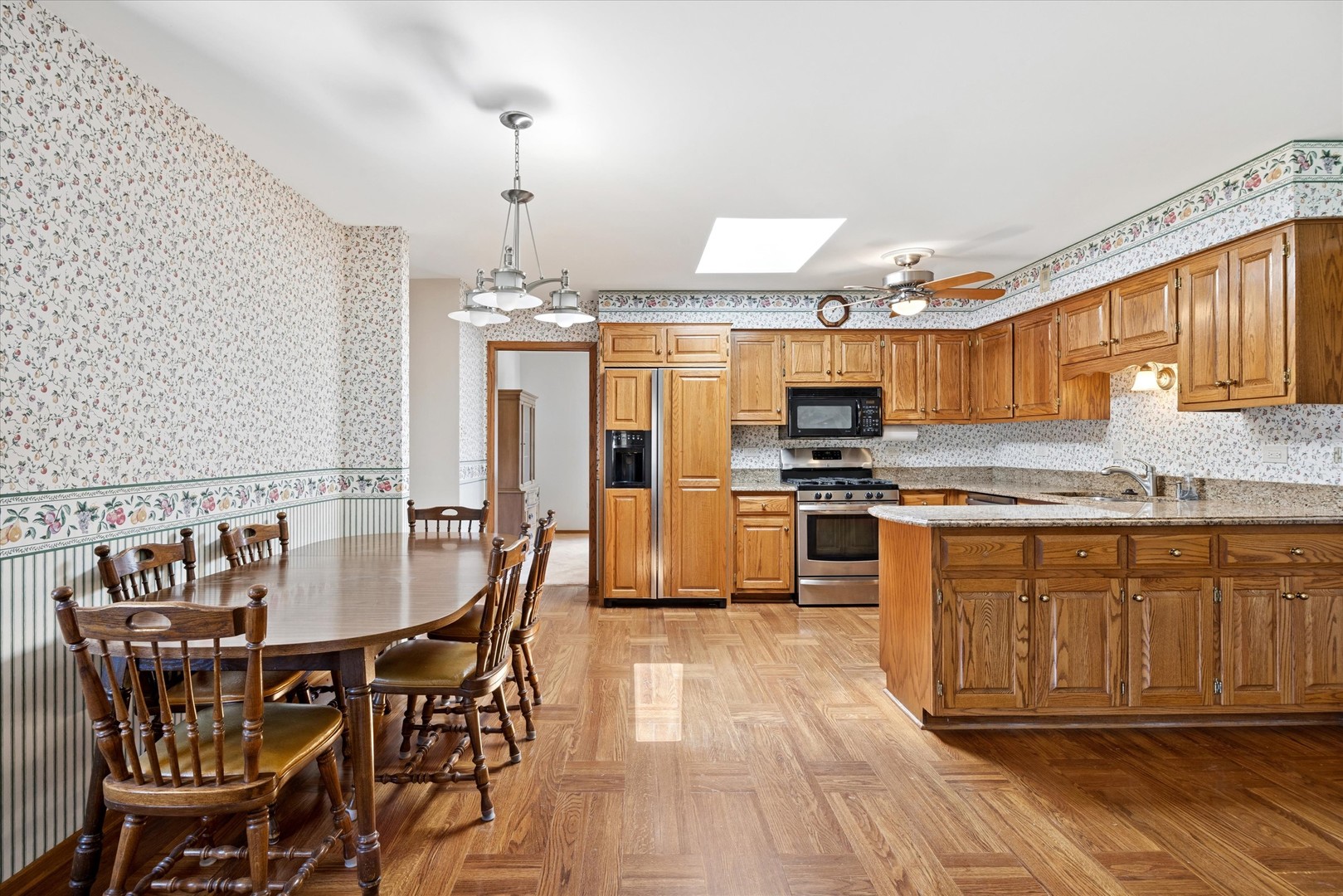 property viewer photo 3