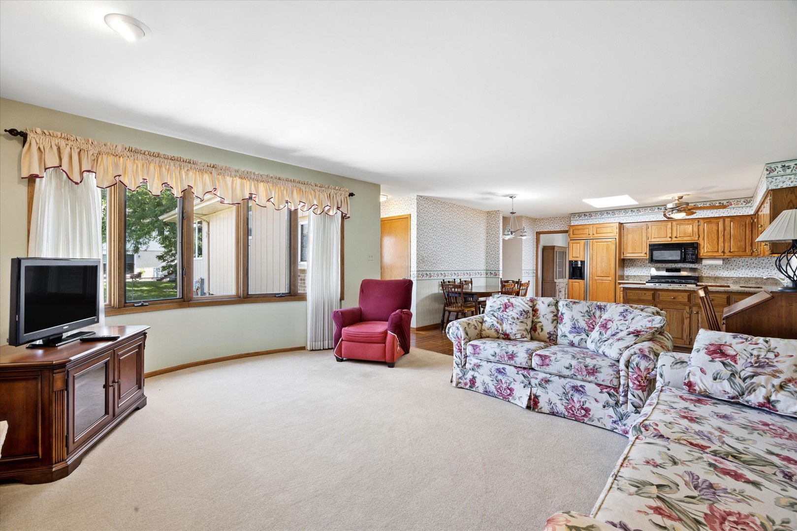 property viewer photo 5