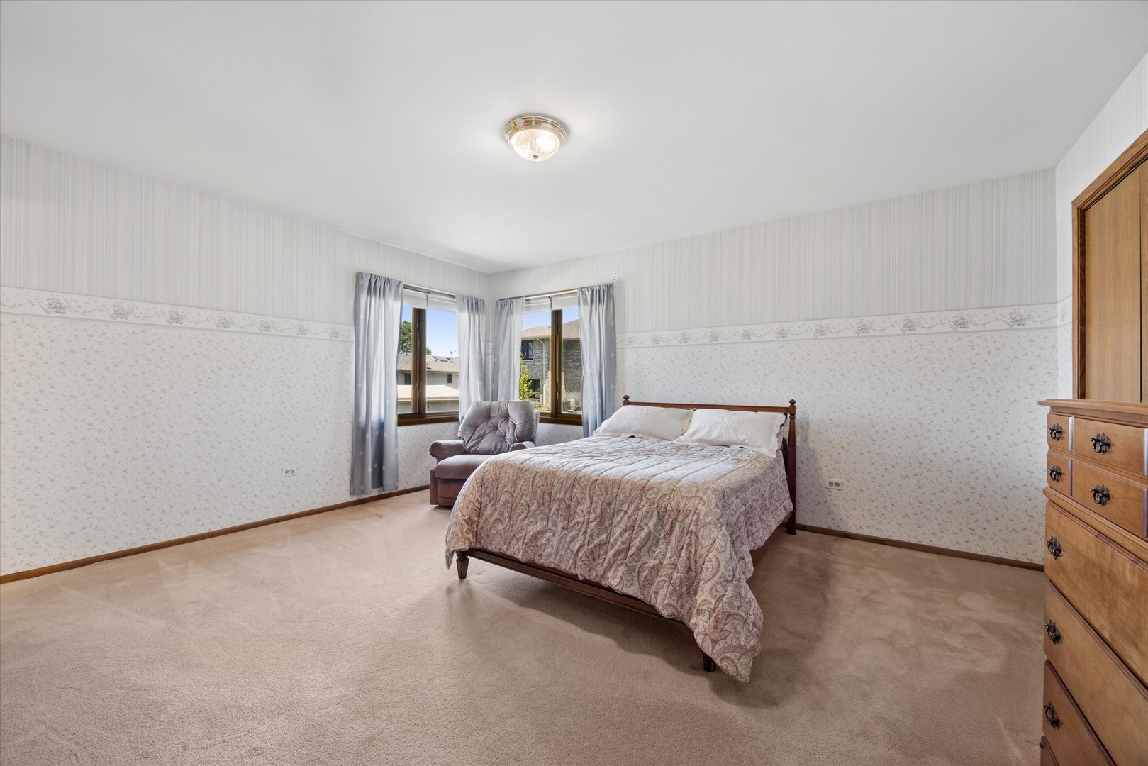 property viewer photo 9