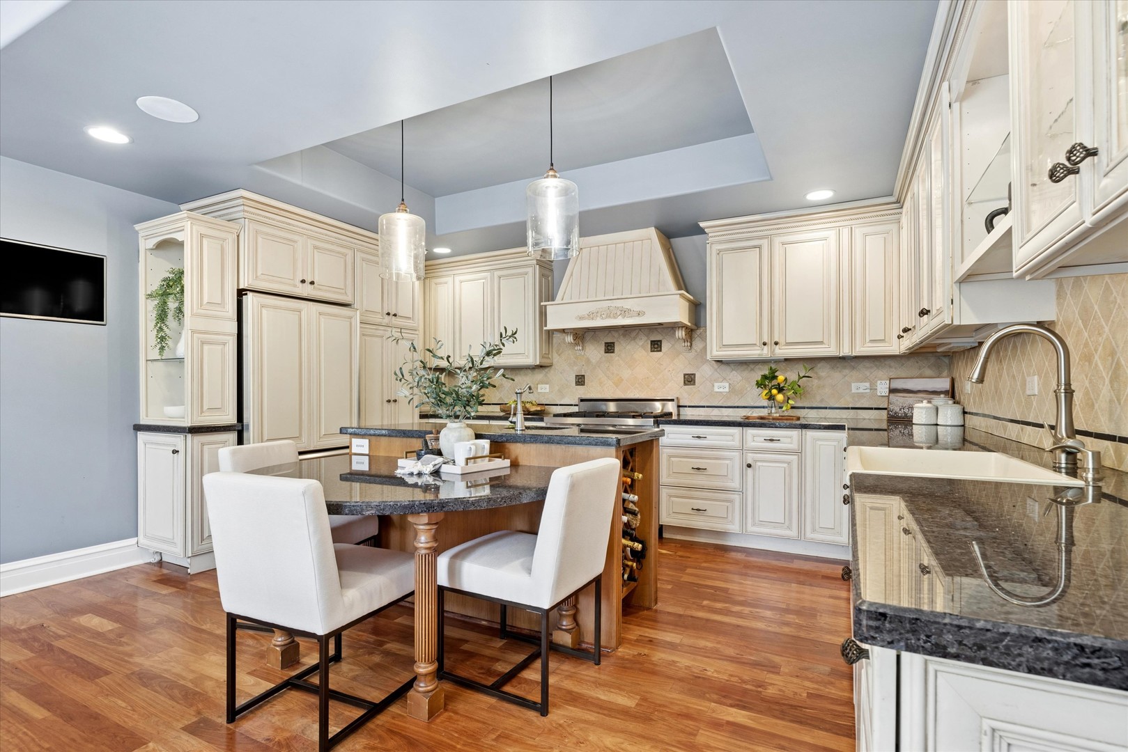 property viewer photo 10