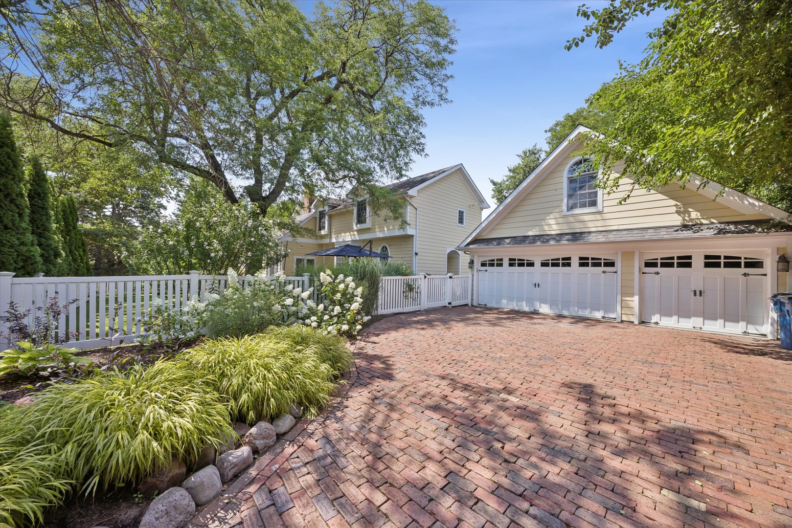 property viewer photo 31