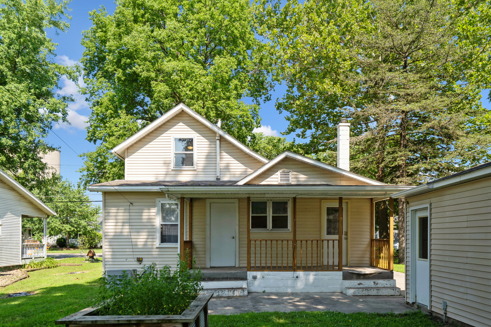 main property photo 33