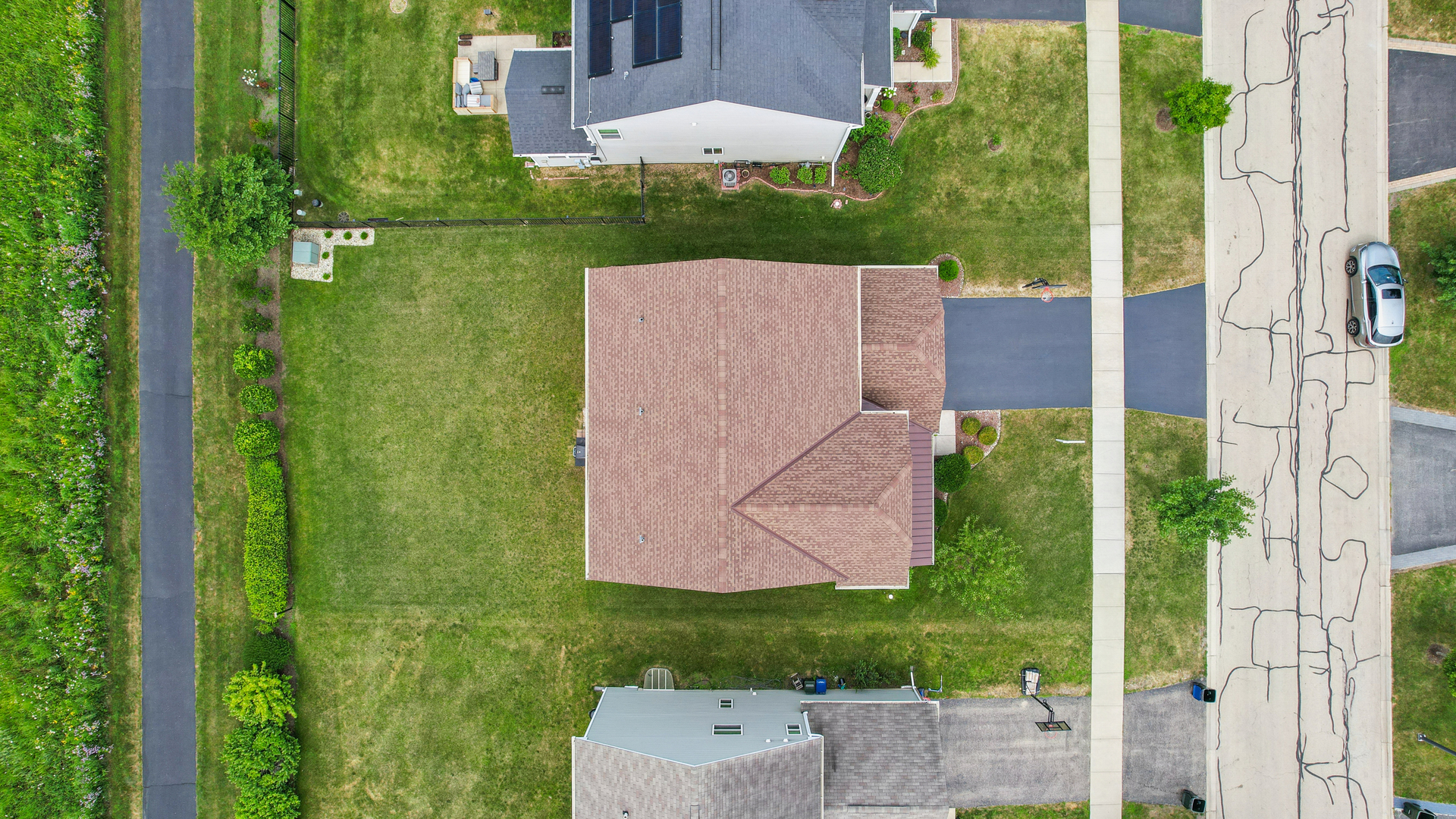 main property photo 32