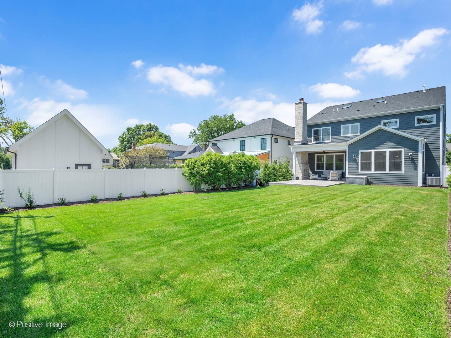 main property photo 45