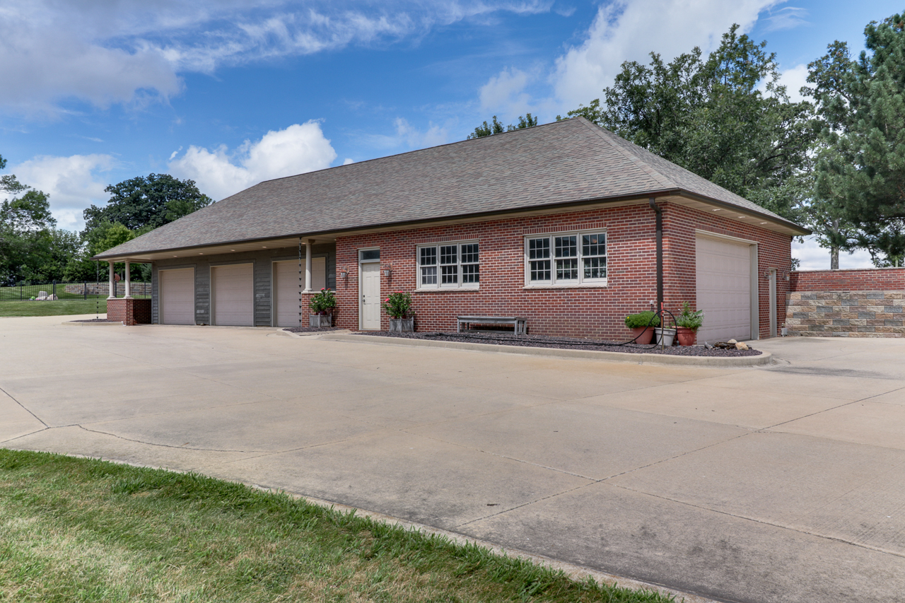 main property photo 109