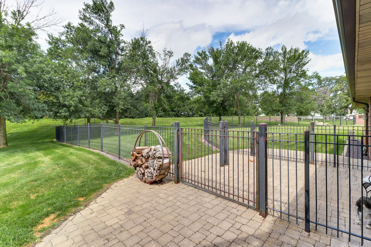 main property photo 120