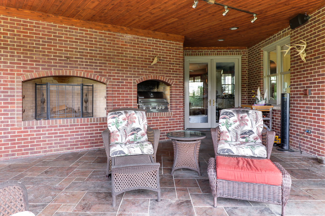 main property photo 125
