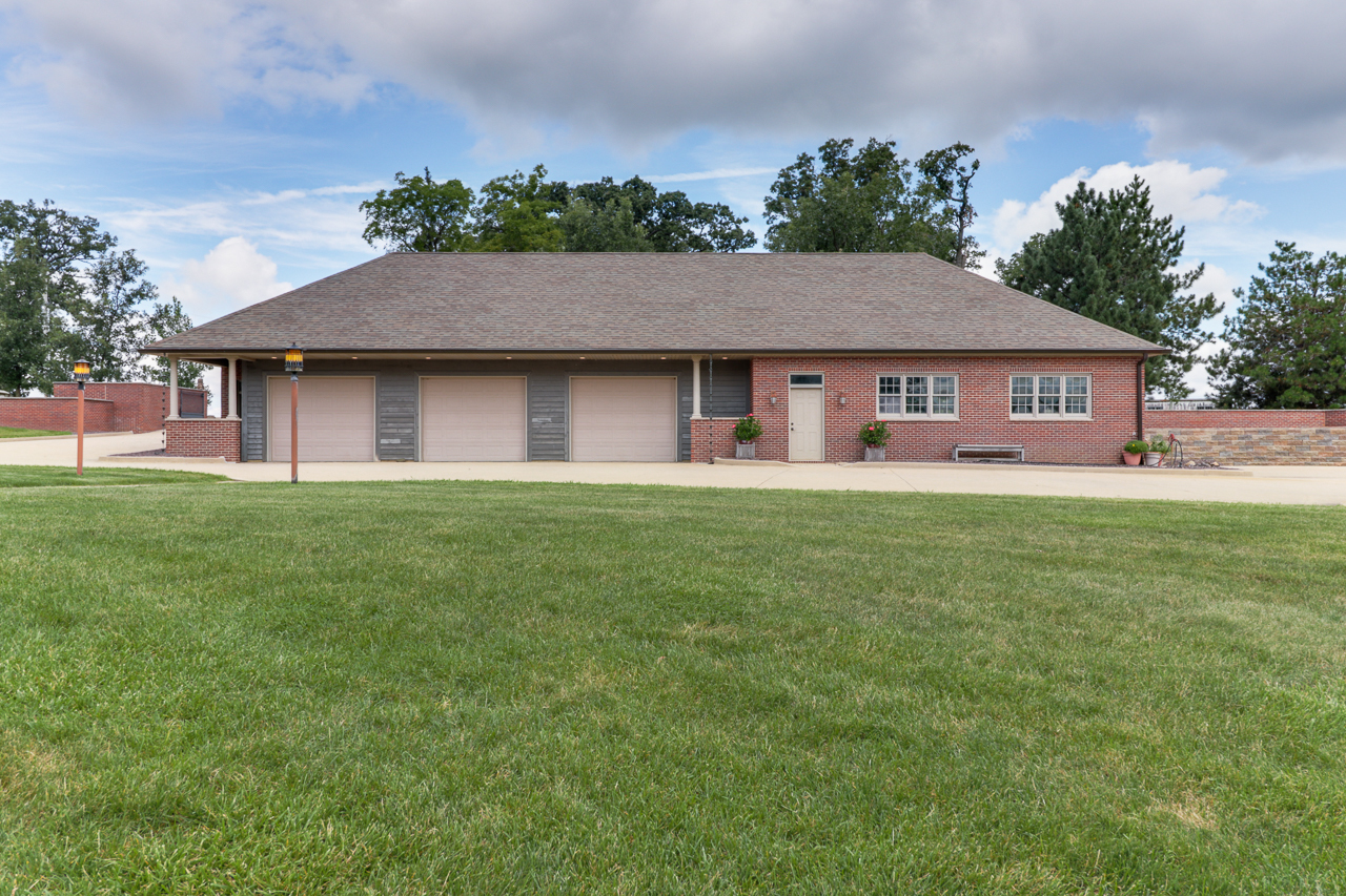 main property photo 126