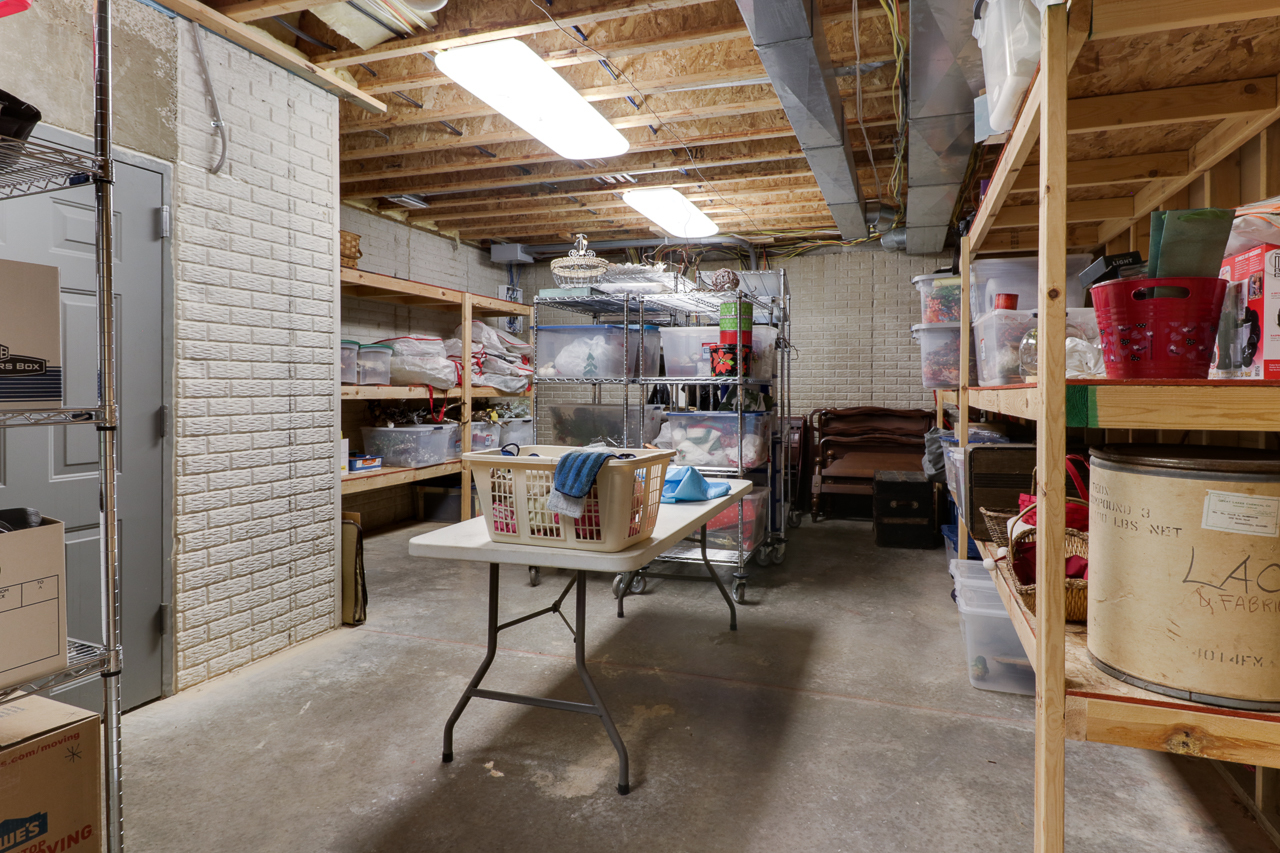 main property photo 77