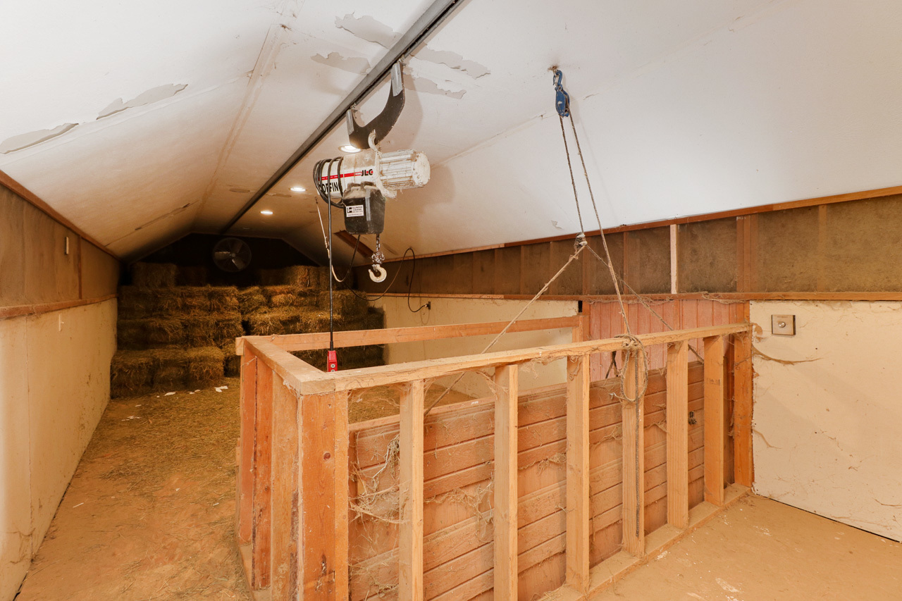 main property photo 98