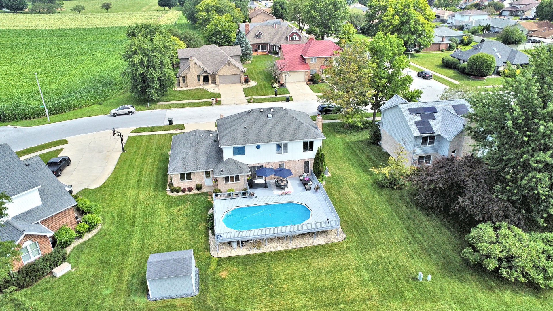 main property photo 32