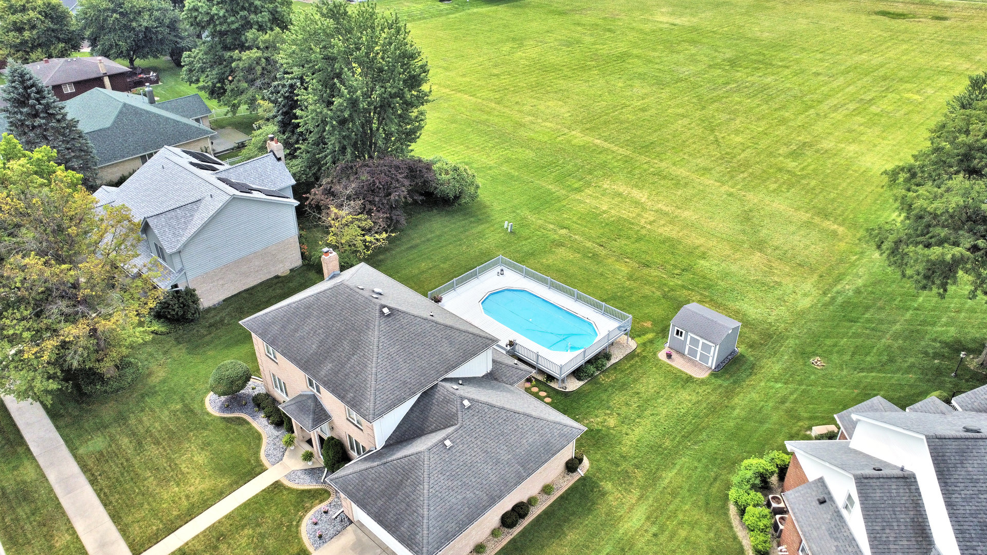 main property photo 35