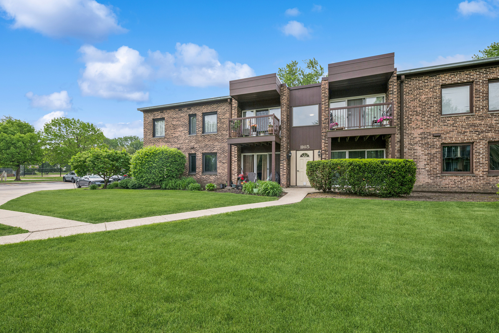 main property photo 12