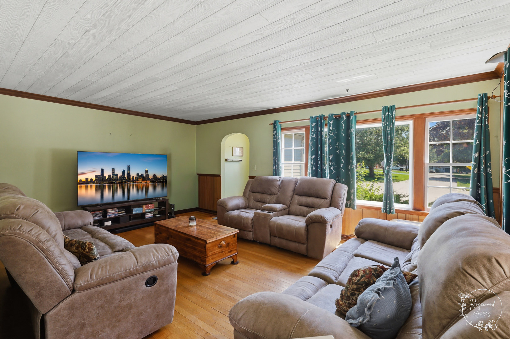 main property photo 8
