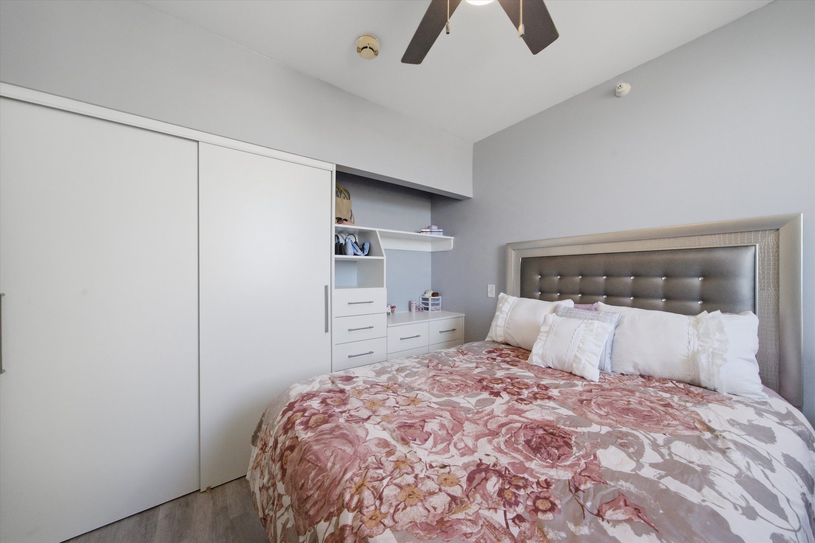 property viewer photo 15