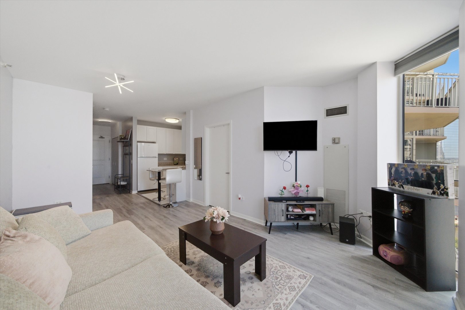 property viewer photo 8