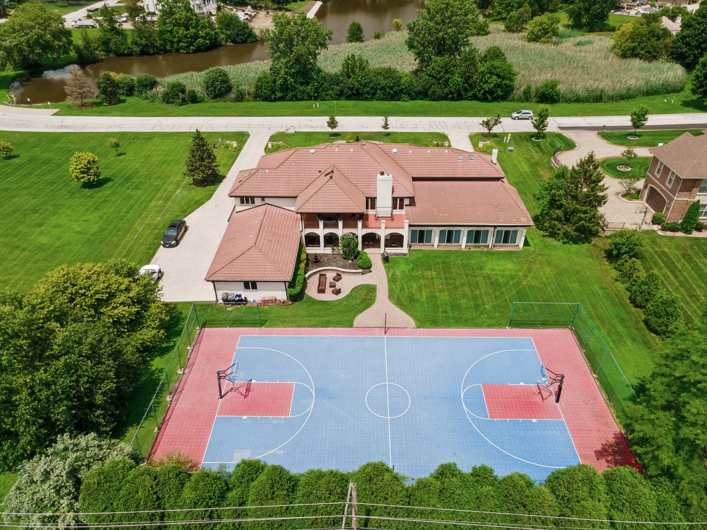 main property photo 2