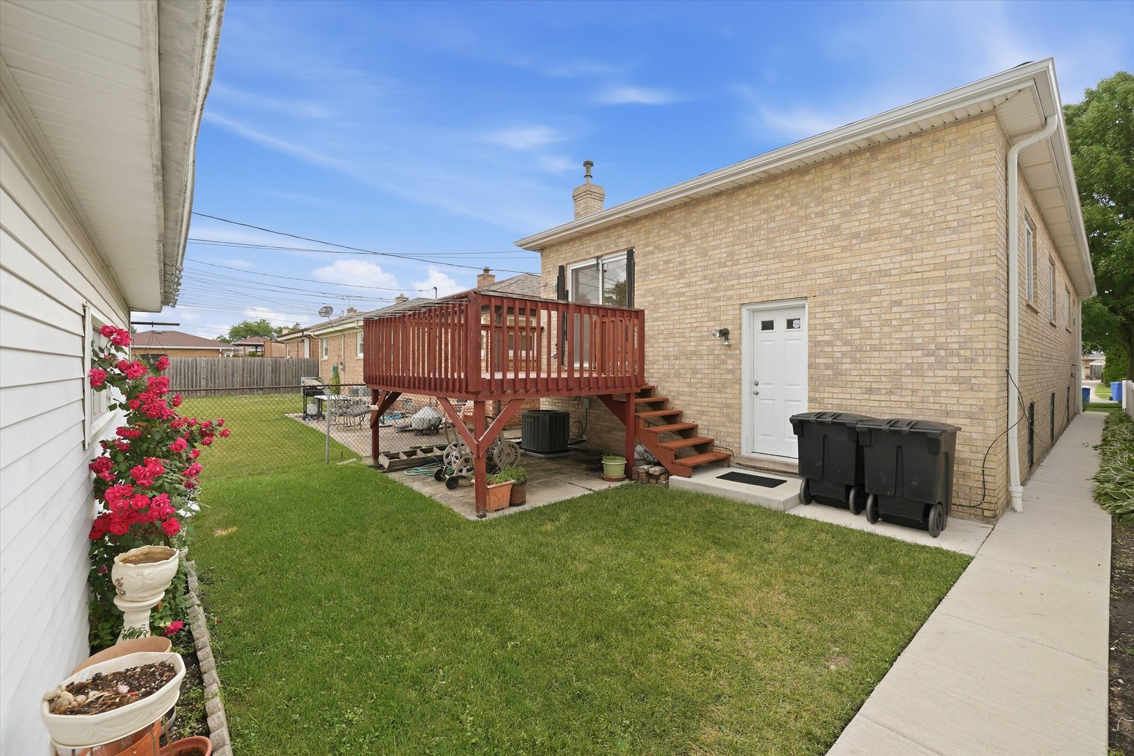 main property photo 19