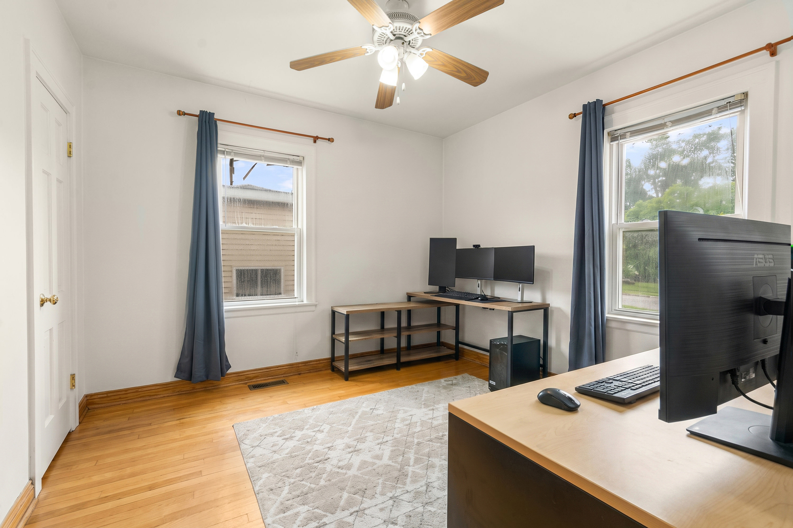 main property photo 8