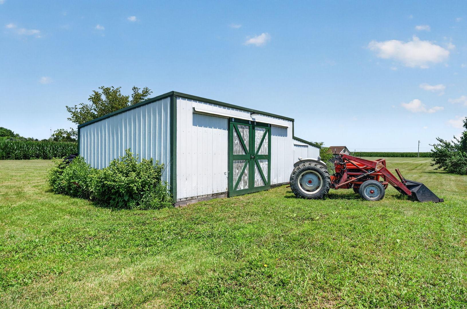 main property photo 38