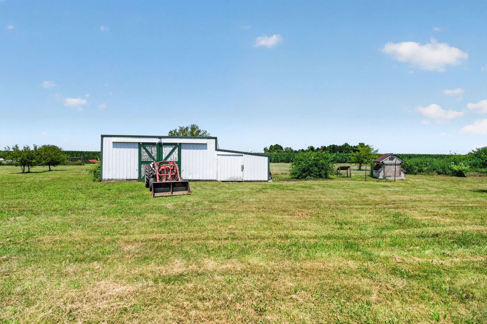 main property photo 39
