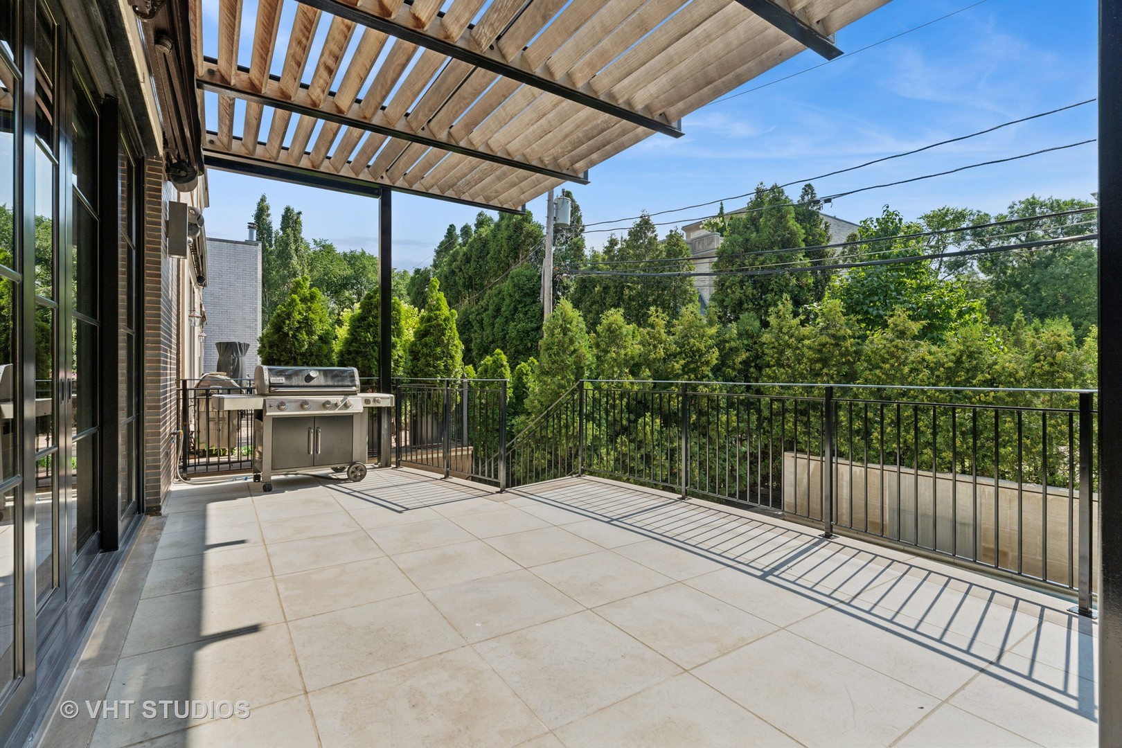 main property photo 79