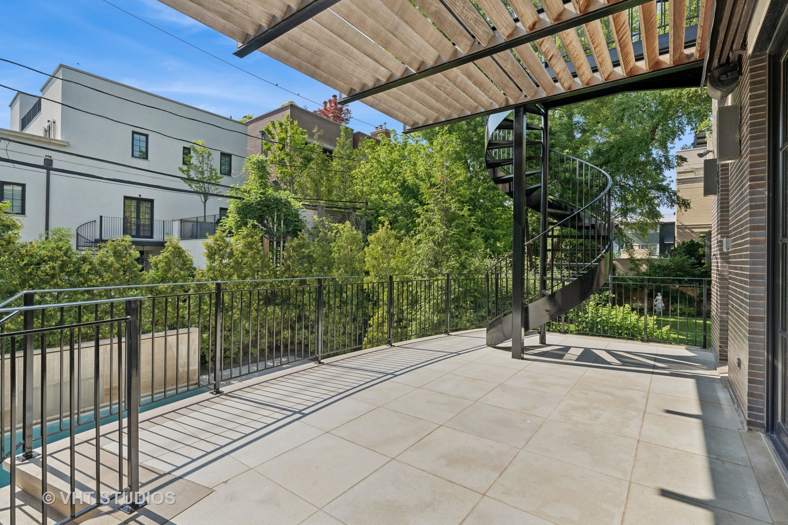 main property photo 81