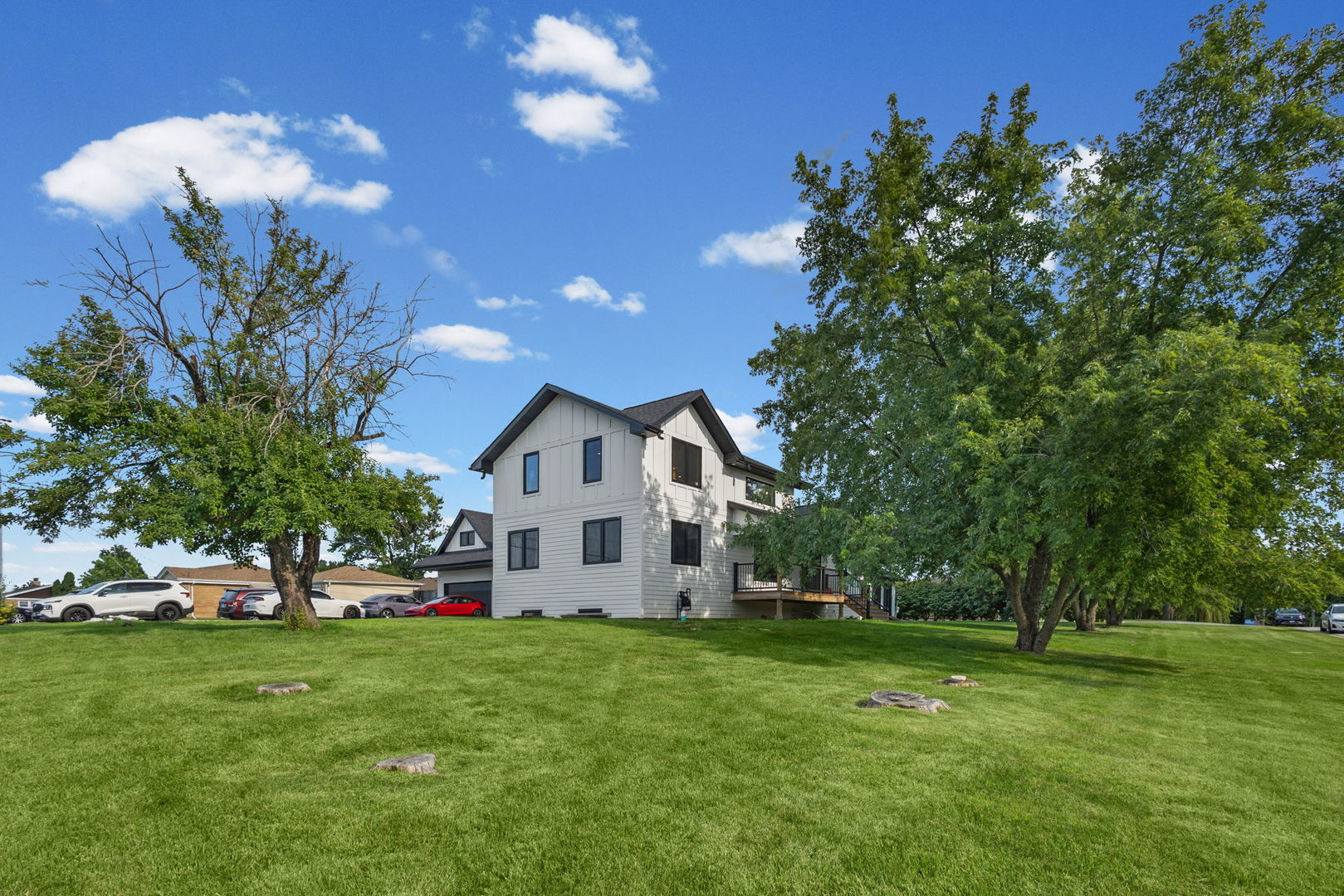 main property photo 3