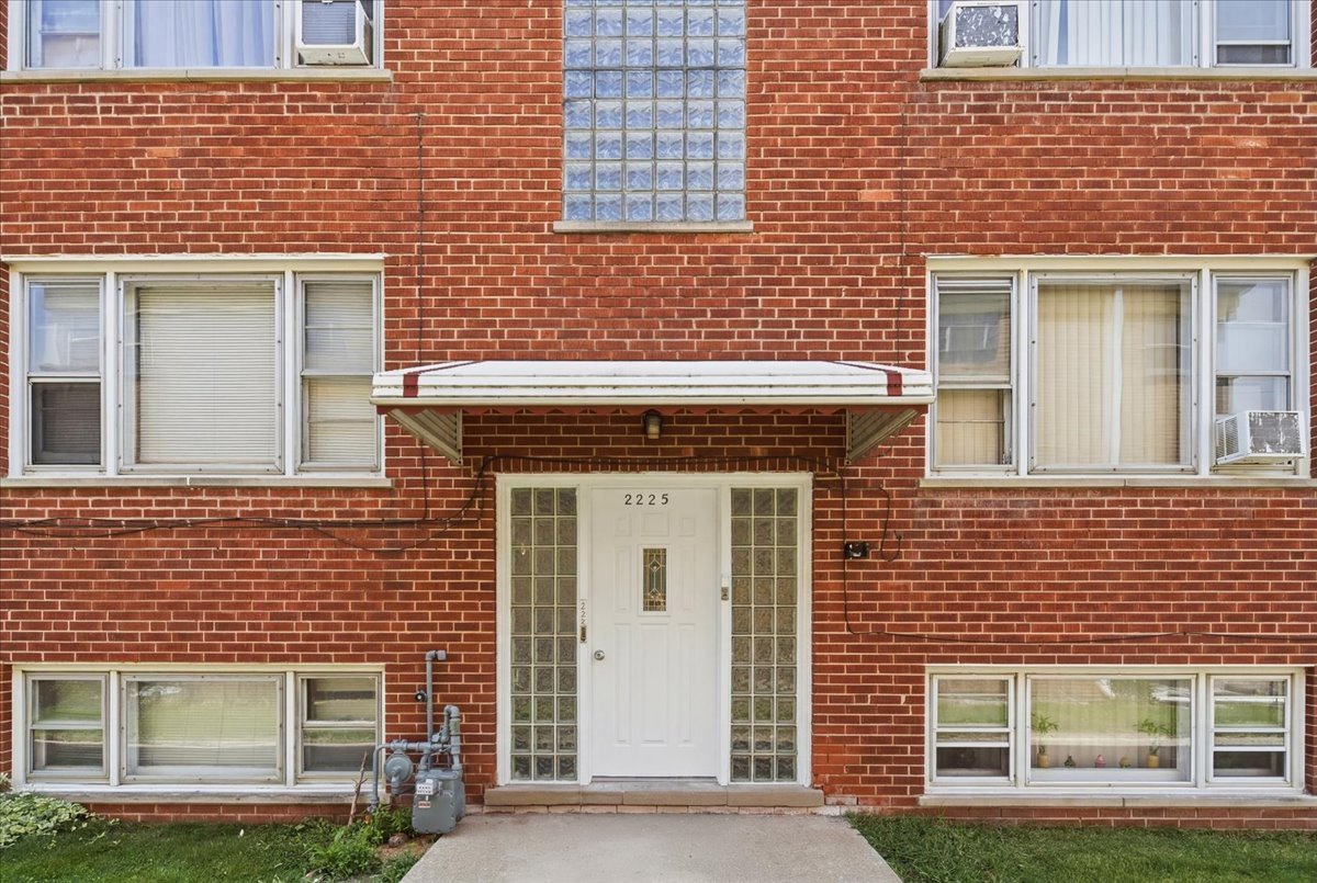 property viewer photo 1