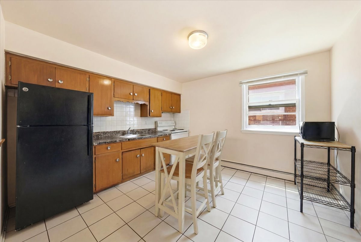property viewer photo 7
