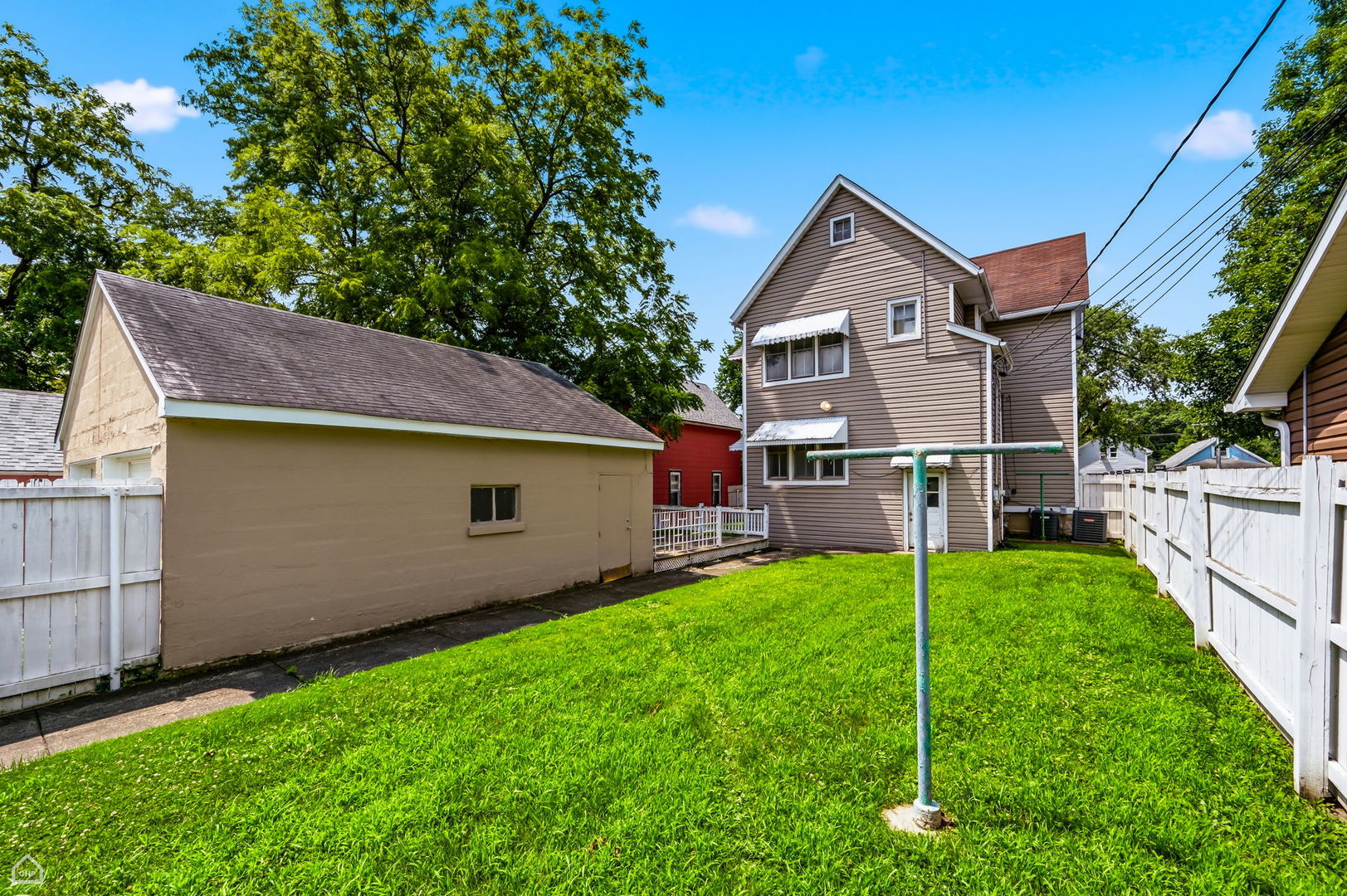 main property photo 1