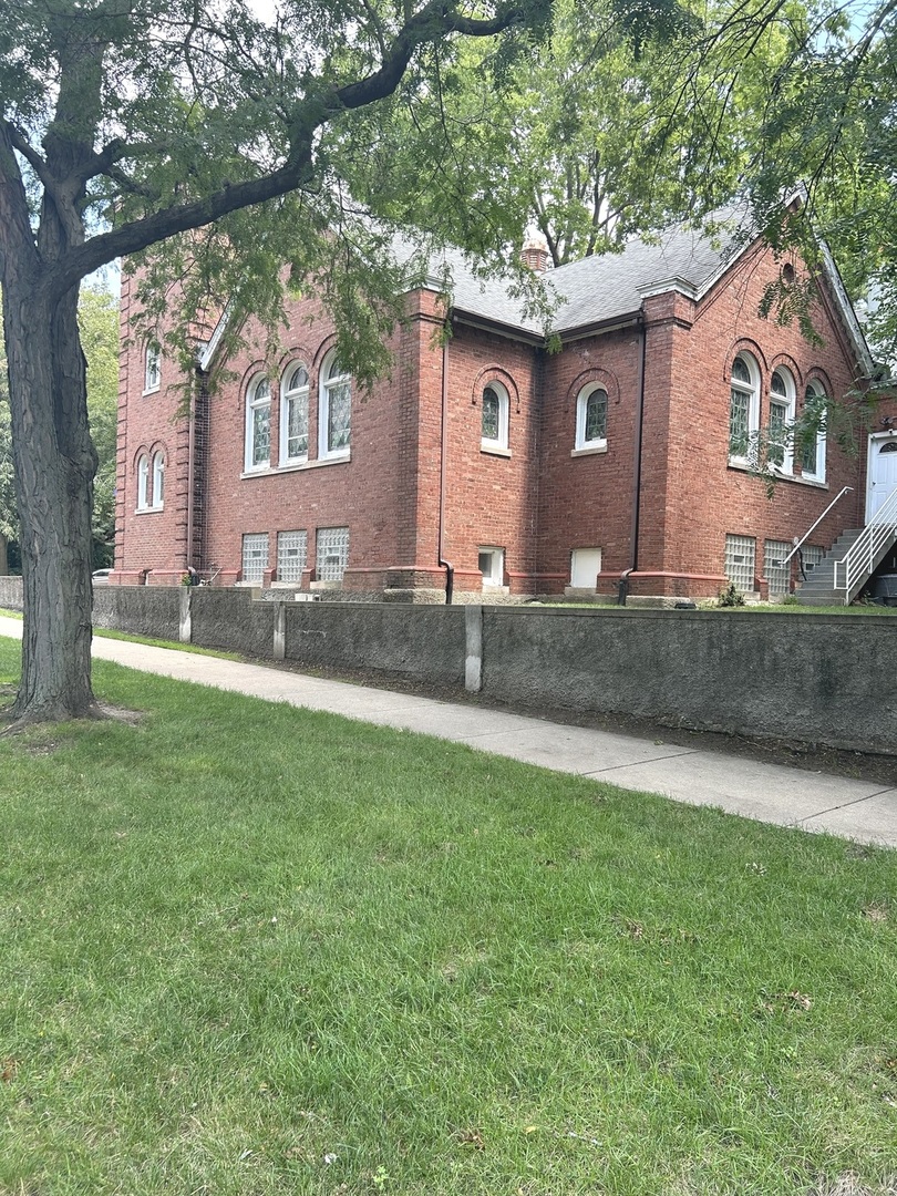 main property photo 4