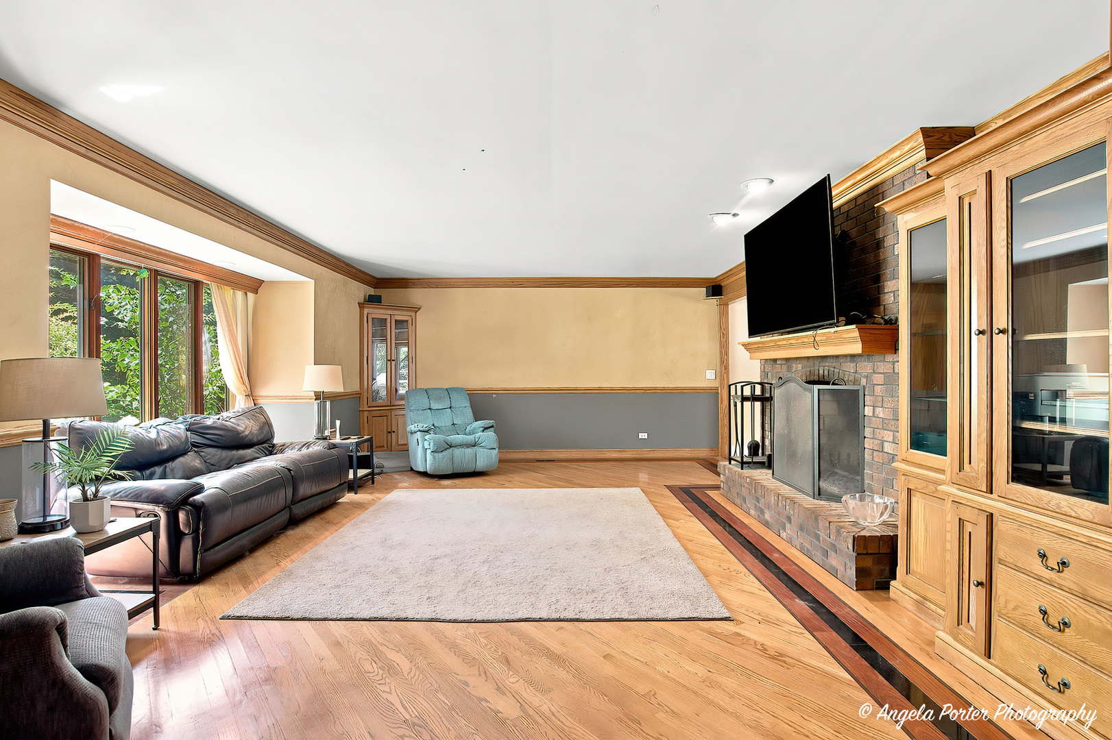 main property photo 9