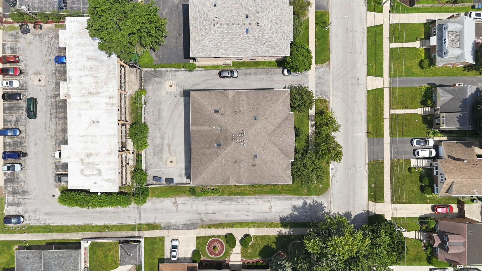 main property photo 29