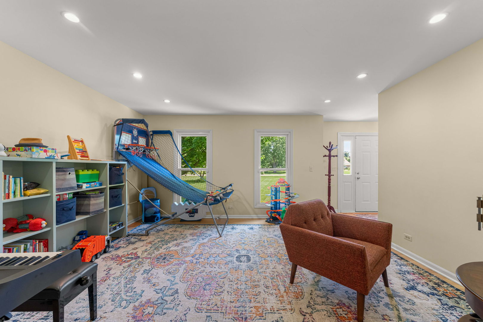 main property photo 9