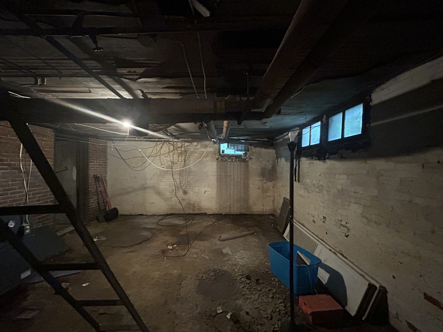 main property photo 14