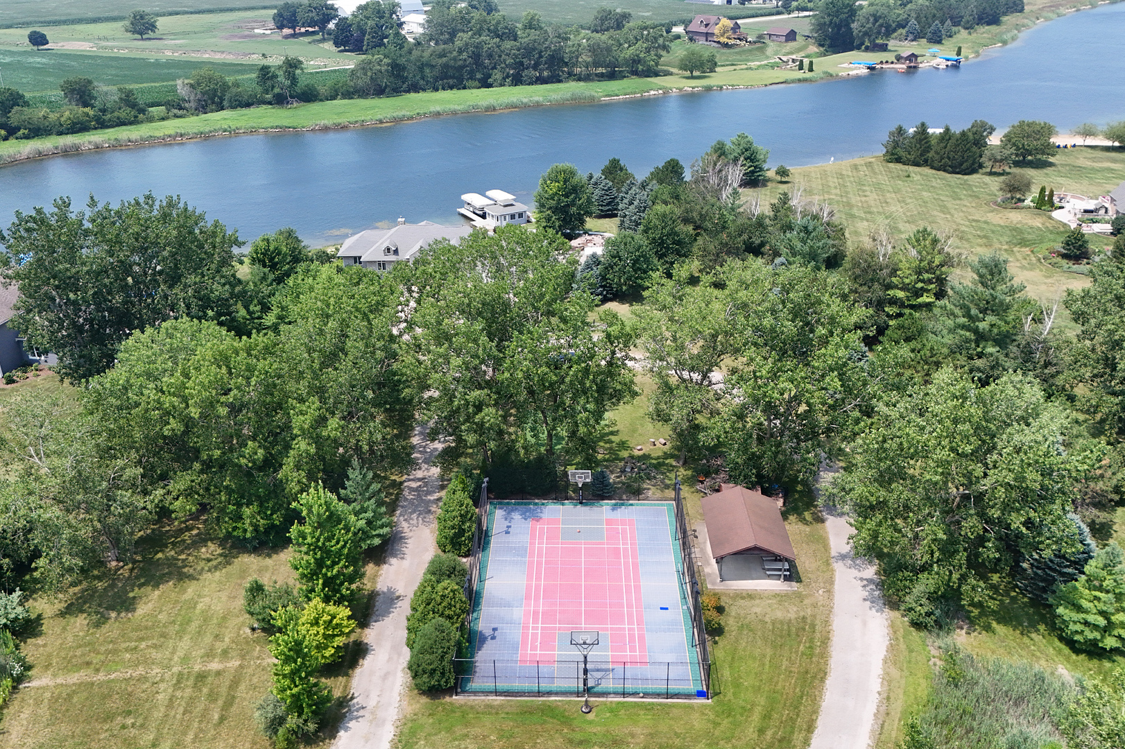 main property photo 14