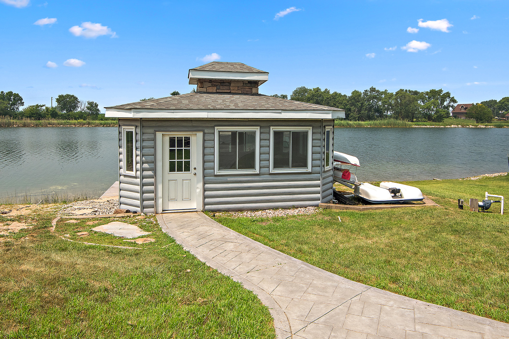main property photo 42