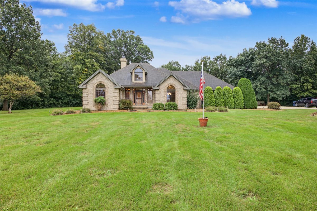 main property photo 2